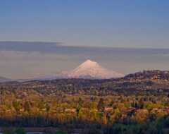 Koko talo/asunto Panoramic Mt Hood And Willamette River View Minutes From City Center (Portland, Amerikan Yhdysvallat)