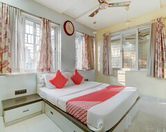 Khách sạn Oyo 67690 New Vaishnavi Villa (Mumbai, Ấn Độ)