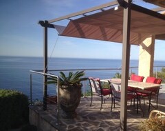 Otel Villa + Swimming Beach At Your Feet Facing Giens Peninsula / Porquerolle (Carqueiranne, Fransa)