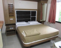 Khách sạn OYO 14283 Hotel Shanti Inn (Shirdi, Ấn Độ)