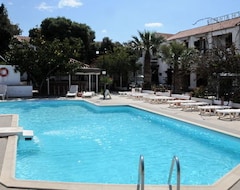Hotelli Hotel Miranta (Aegina City, Kreikka)