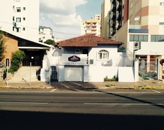 Guesthouse Hostel e Pousada Tiradentes 774 (Passo Fundo, Brazil)