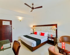 Khách sạn Capital O 23079 Ajantha Regency (Kochi, Ấn Độ)