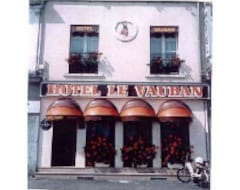 Hotel Le Vauban (Carentan, France)