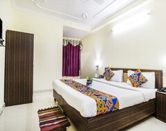 Khách sạn OYO 7578 Hotel Luck Residency (Delhi, Ấn Độ)