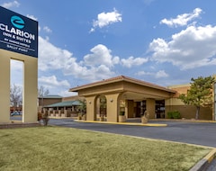 Hotel Clarion Inn & Suites (Roswell, USA)