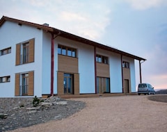 Apart Otel Vinařský Penzion (Znojmo, Çek Cumhuriyeti)