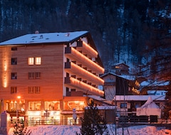 Khách sạn Hotel Bristol (Zermatt, Thụy Sỹ)