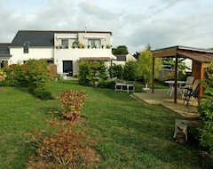 Khách sạn Les 3 Vallees (Saint-Florent-le-Vieil, Pháp)