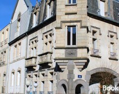 Toàn bộ căn nhà/căn hộ Gite Detape Et De Groupe La Villa Francois Premier (Rochefort-Montagne, Pháp)