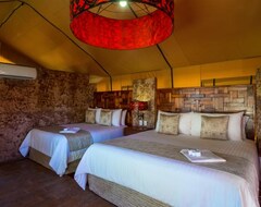 Hotel Serenity Luxury Tented Camp By Xperience S (Garsfontein, Mexico)