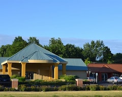 Hotelli Quality Inn & Suites Banquet Center (Livonia, Amerikan Yhdysvallat)