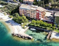 Hotelli Hotel Du Lac - Relax Attitude Hotel (Brenzone sul Garda, Italia)
