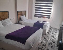 Khách sạn Revan Otel (Edremit, Thổ Nhĩ Kỳ)