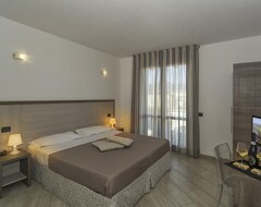 Hotel Lido Inn (Camaiore, Italija)
