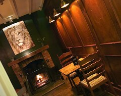 Khách sạn The Red Lion (Gainsborough, Vương quốc Anh)
