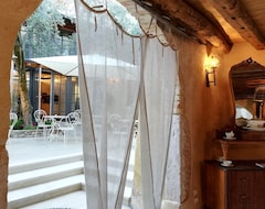 Bed & Breakfast B&b Corte Alma Spa And Luxury Home (Gargnano, Italija)