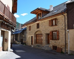 Cijela kuća/apartman Character Apartment, View Of Mountains In Farm House Nineteenth Rénov (Molines en Queyras, Francuska)