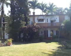 Casa/apartamento entero Vista Lago Vitoria Regia (Holambra, Brasil)