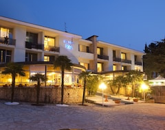Hotel Residence Rely (Brenzone sul Garda, İtalya)