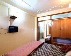 Hotel Lake Inn (Bhimtal, India)