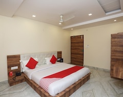 Hotel OYO 22216 Sai Palace (Varanasi, Indija)
