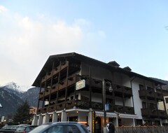 Khách sạn La Palu' (Pinzolo, Ý)