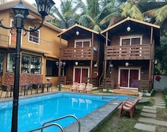 Hotel Wenzet Cottages (Pernem, India)