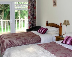 Bed & Breakfast Lakeland Midsummer Lakehouse (Oughterard, Irland)