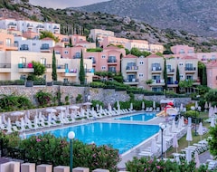The Village Resort & Waterpark (Chersonissos, Grecia)