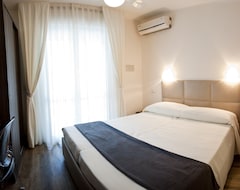 Khách sạn Hotel Miramare - SPA & Suites - Breakfast & Brunch Until 13-00 (Cérvia, Ý)