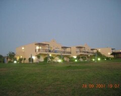 Otel Pafian Park Holiday Village (Baf, Kıbrıs)