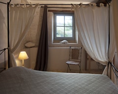 Bed & Breakfast Chambre d'Hotes Clos des Pierres Blanches (Brie-sous-Archiac, Francia)