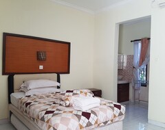 Khách sạn Oyo 3910 Teges Inn (Seminyak, Indonesia)