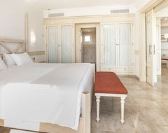 Hotel Insotel Punta Prima Prestige Suites & Spa (Punta Prima, Spain)