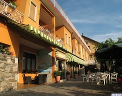 Hotel Monterosa (Ameno, Italy)