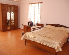 Hotelli Dom V Tsakhkadzorie (Tsaghkadzor, Armenia)