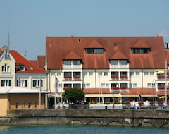 Khách sạn Akzent Löwen (Langenargen, Đức)