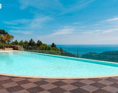 Tüm Ev/Apart Daire Albatros - Swimming Pool With Sea View And Small Terrace (Magliolo, İtalya)