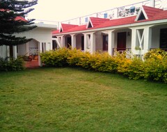 Hotel Sherton Hill Crest (Yelagiri, India)