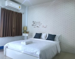 Hotel Ing Hmon Non Sabai (Rayong, Thailand)