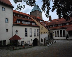 Khách sạn Burg Hohnstein (Hohnstein, Đức)