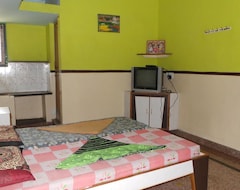 Hotel A R Guest Rooms (Hosur, Indija)