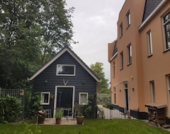 Khách sạn Cozy Cottage (Utrecht, Hà Lan)