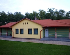 Cijela kuća/apartman Farkasverem Vendégház (Nyíregyháza, Mađarska)