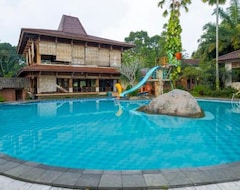 Resort Reddoorz At Jalan Raya Solo Tawangmangu (Karanganyar, Indonesia)