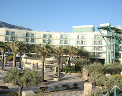 Resort Club Hotel Casino Loutraki (Loutraki, Hy Lạp)