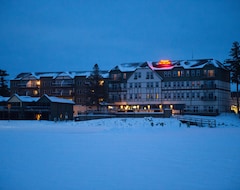 Hotel Chase On The Lake (Walker, USA)