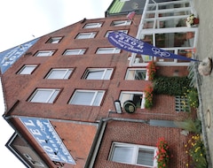 Khách sạn Hotel Am Kleinbahnhof (Emden, Đức)