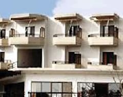 KLIO HOTEL (Agia Paraskevi, Grecia)